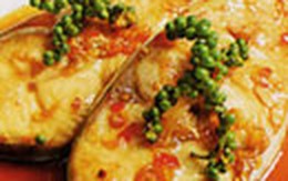 Cá hú kho tiêu xanh